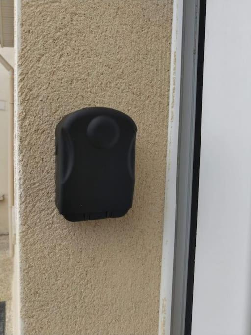 Appartement 2, Jardin, Collation, 5 Min De L'Aeroport Cdg Le Mesnil-Amelot Exterior photo